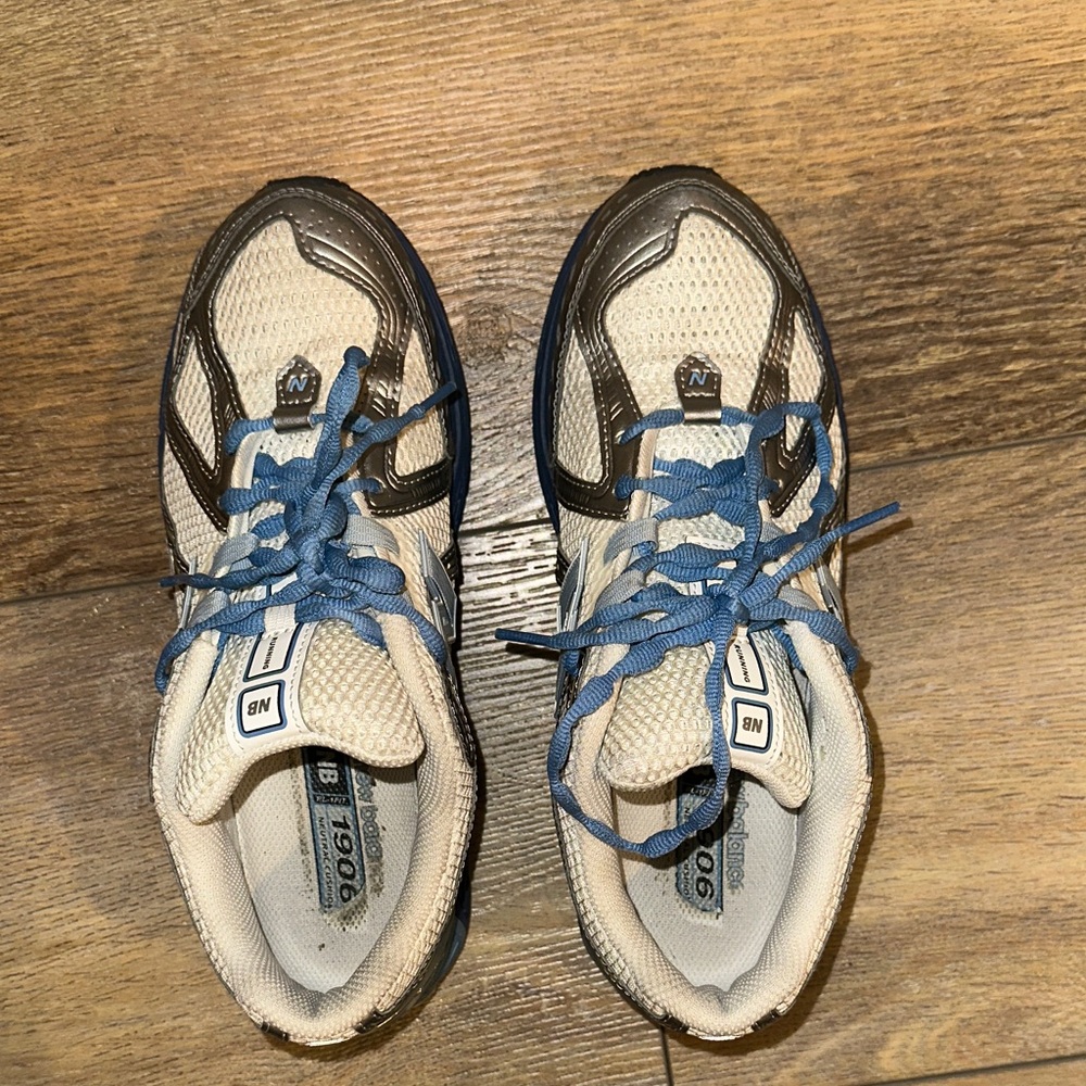 New Balance Men's Cream and Blue Athletic Shoes